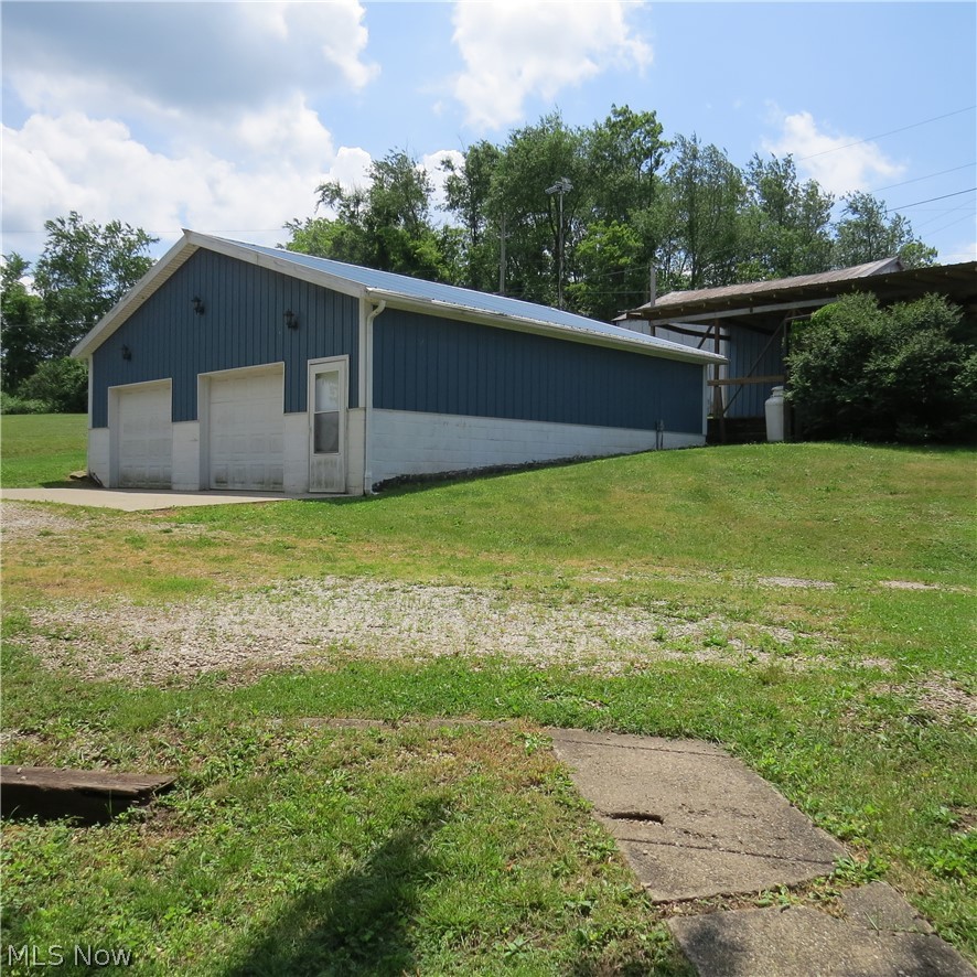 3086 Apollo Road SE Carrollton OH 44615