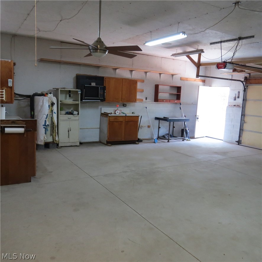 3086 Apollo Road SE Carrollton OH 44615