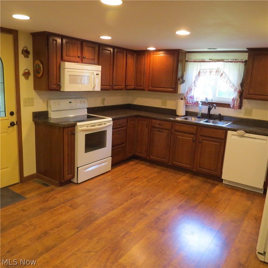 3086 Apollo Road SE Carrollton OH 44615