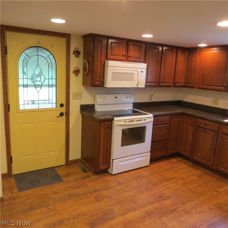 3086 Apollo Road SE Carrollton OH 44615