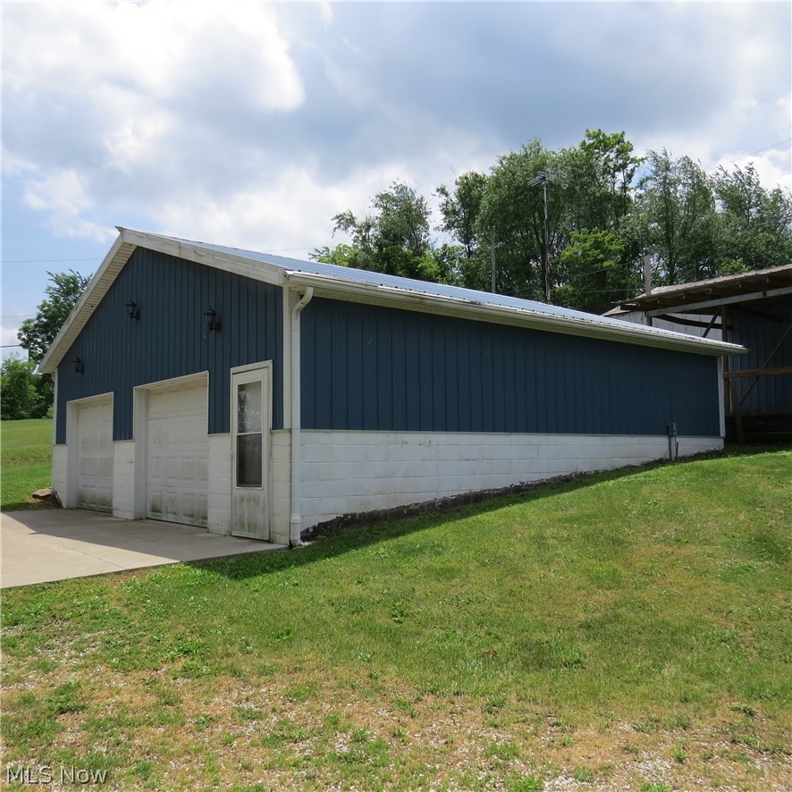 3086 Apollo Road SE Carrollton OH 44615