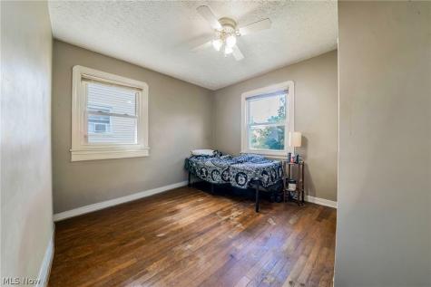 1347 Hammel Street Akron OH 44306