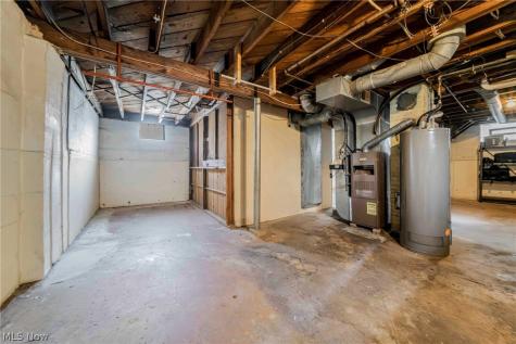 1347 Hammel Street Akron OH 44306