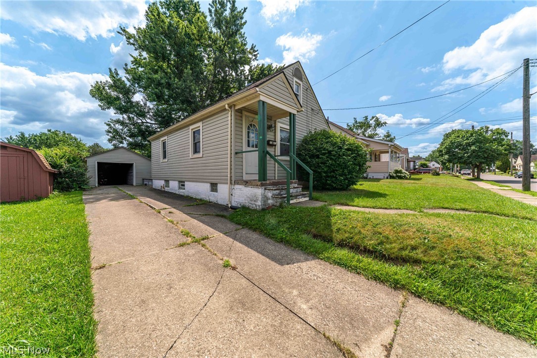 1347 Hammel Street Akron OH 44306