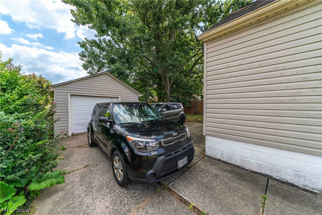 1347 Hammel Street Akron OH 44306