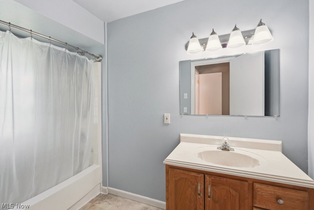 8908 Falls Lane Broadview Heights OH 44147