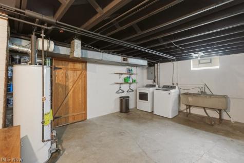 8908 Falls Lane Broadview Heights OH 44147