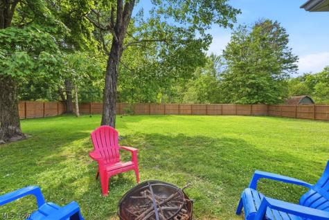 8908 Falls Lane Broadview Heights OH 44147