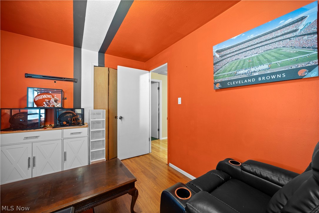 26043 Redwood Drive Olmsted Falls OH 44138