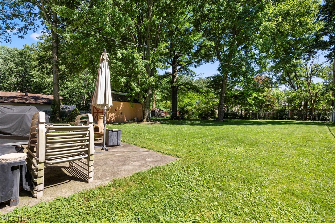 26043 Redwood Drive Olmsted Falls OH 44138