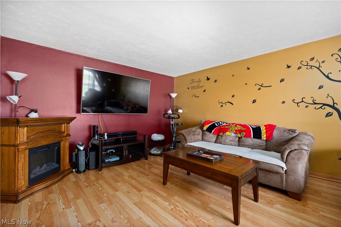26043 Redwood Drive Olmsted Falls OH 44138