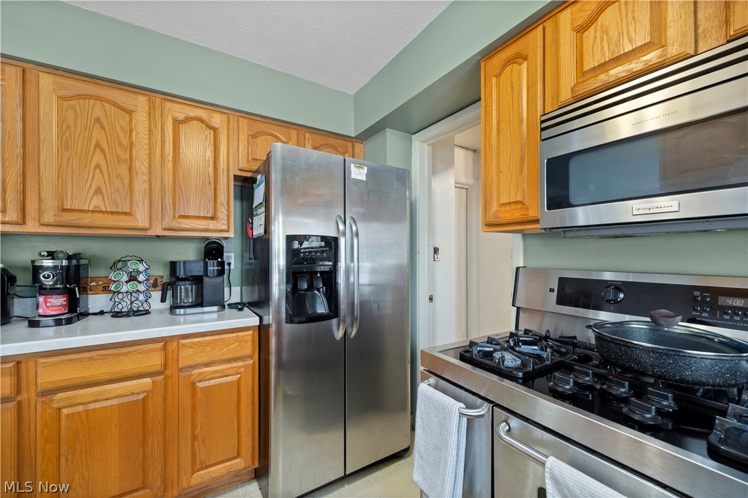 26043 Redwood Drive Olmsted Falls OH 44138