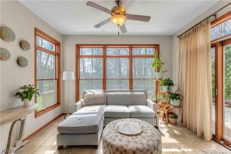 32811 Saint James Trail Avon OH 44011