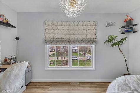 32811 Saint James Trail Avon OH 44011