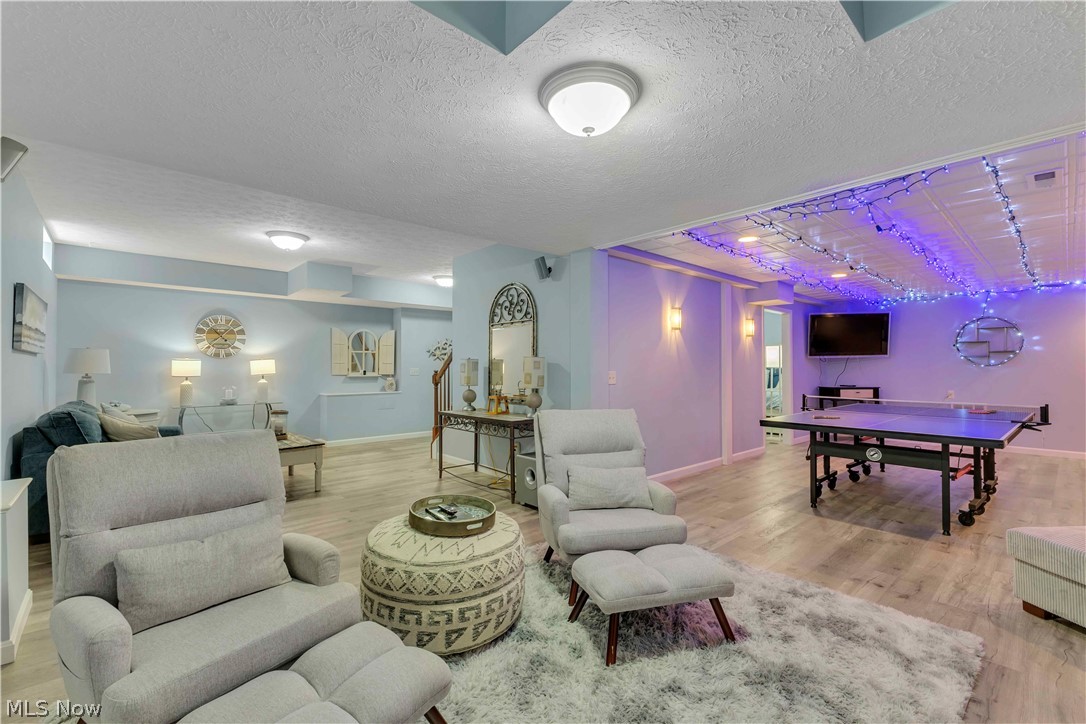 32811 Saint James Trail Avon OH 44011