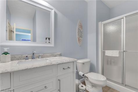32811 Saint James Trail Avon OH 44011