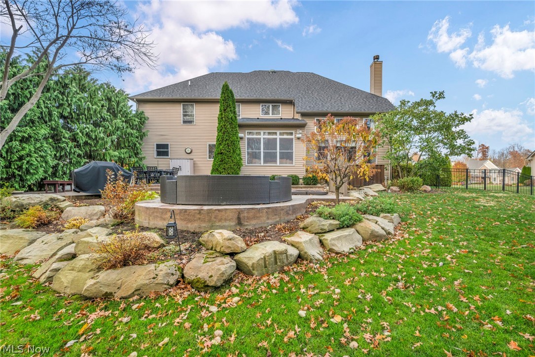 32811 Saint James Trail Avon OH 44011