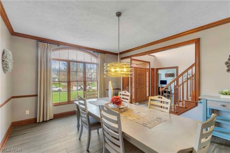 32811 Saint James Trail Avon OH 44011