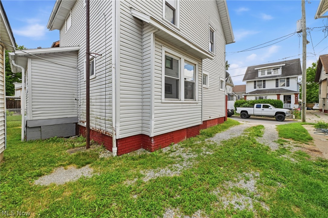 2911 Vera Place NW Canton OH 44708