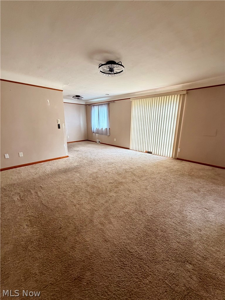 11700 Glamer Drive Parma OH 44130