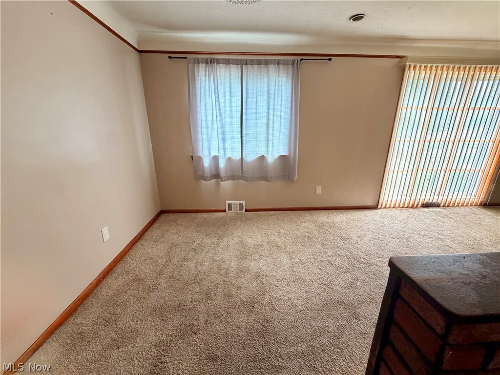 11700 Glamer Drive Parma OH 44130