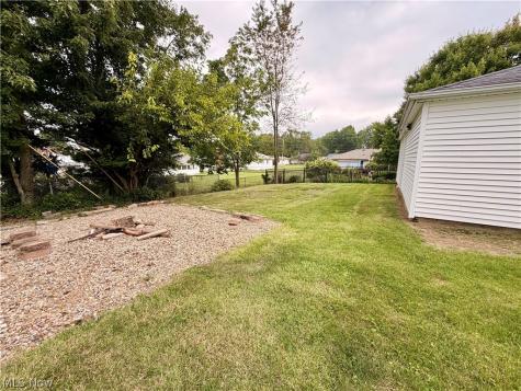 11700 Glamer Drive Parma OH 44130