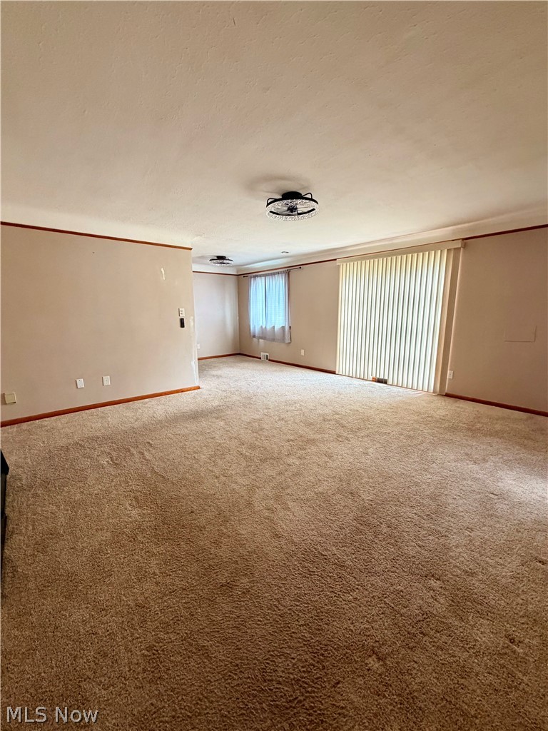 11700 Glamer Drive Parma OH 44130