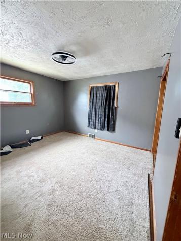 11700 Glamer Drive Parma OH 44130