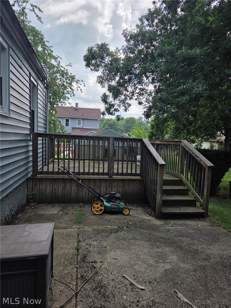 239 Gladstone Street Campbell OH 44405