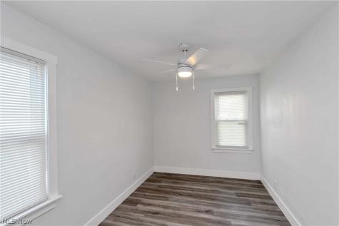 4384 E 144th Street Cleveland OH 44128