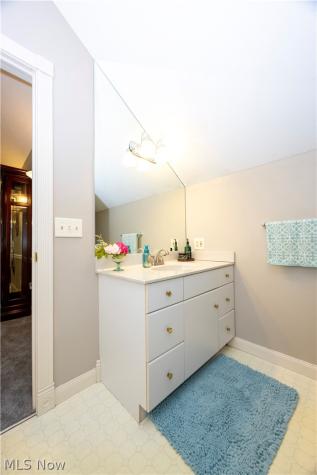 1414 Riffel Road Wooster OH 44691