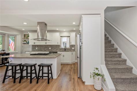 590 Glen Park Drive Bay Village OH 44140