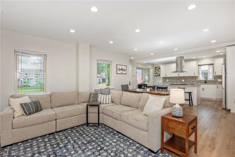 590 Glen Park Drive Bay Village OH 44140