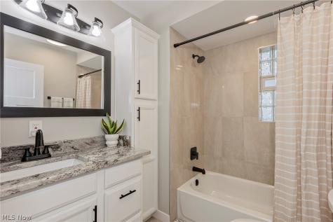 590 Glen Park Drive Bay Village OH 44140