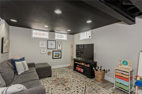 590 Glen Park Drive Bay Village OH 44140