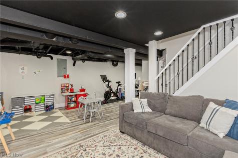 590 Glen Park Drive Bay Village OH 44140