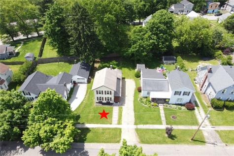 8210 Maple Avenue Garrettsville OH 44231