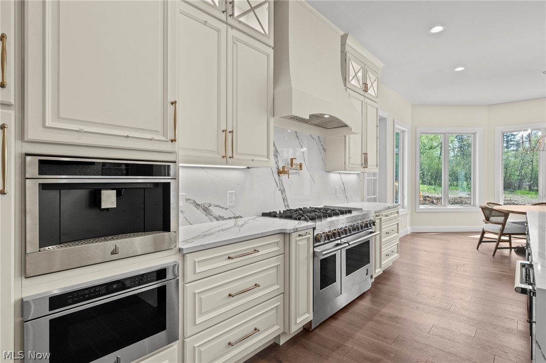 5048 Neptune Oval Solon OH 44139