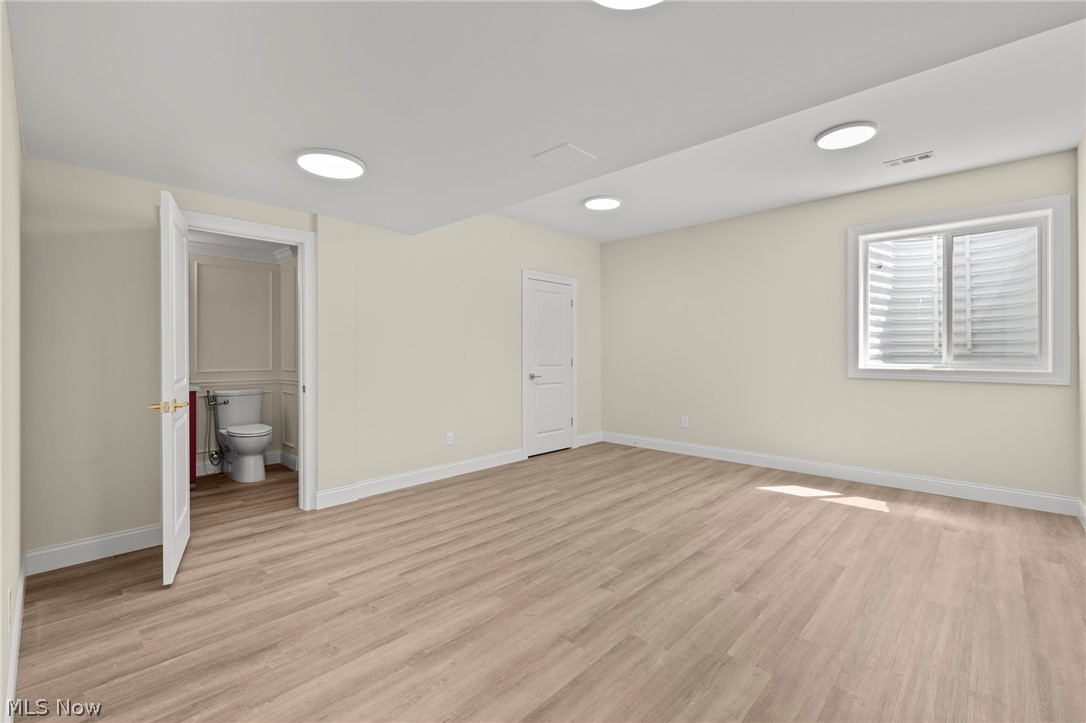 5048 Neptune Oval Solon OH 44139