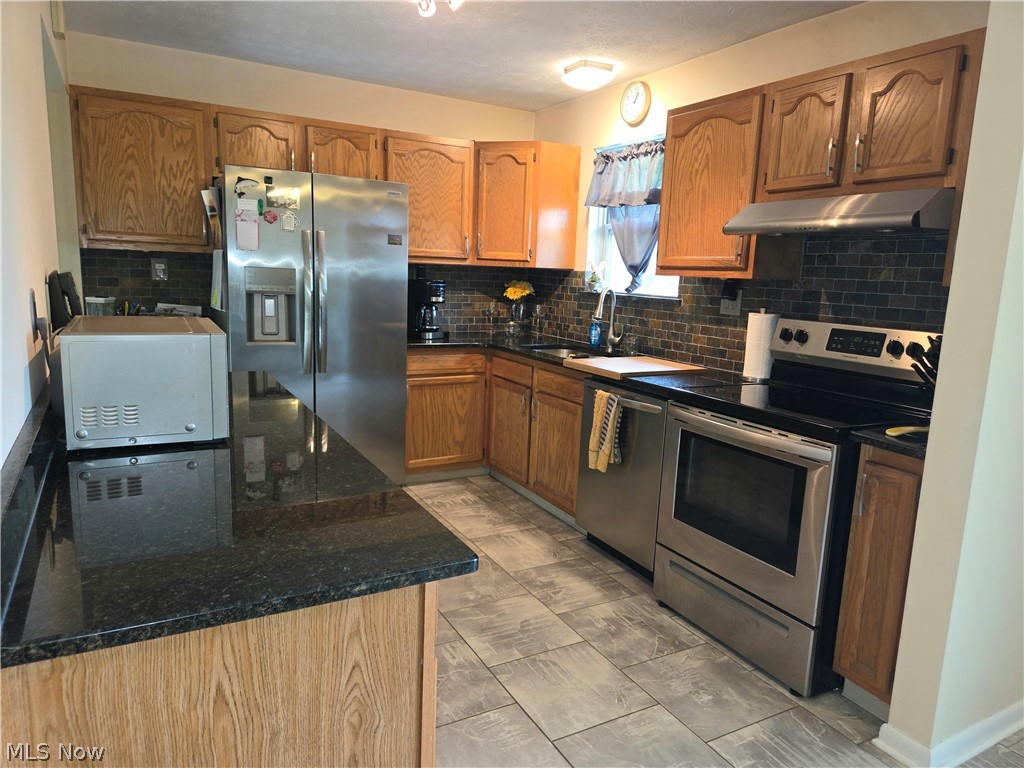 1000 Navajo Trail Macedonia OH 44056