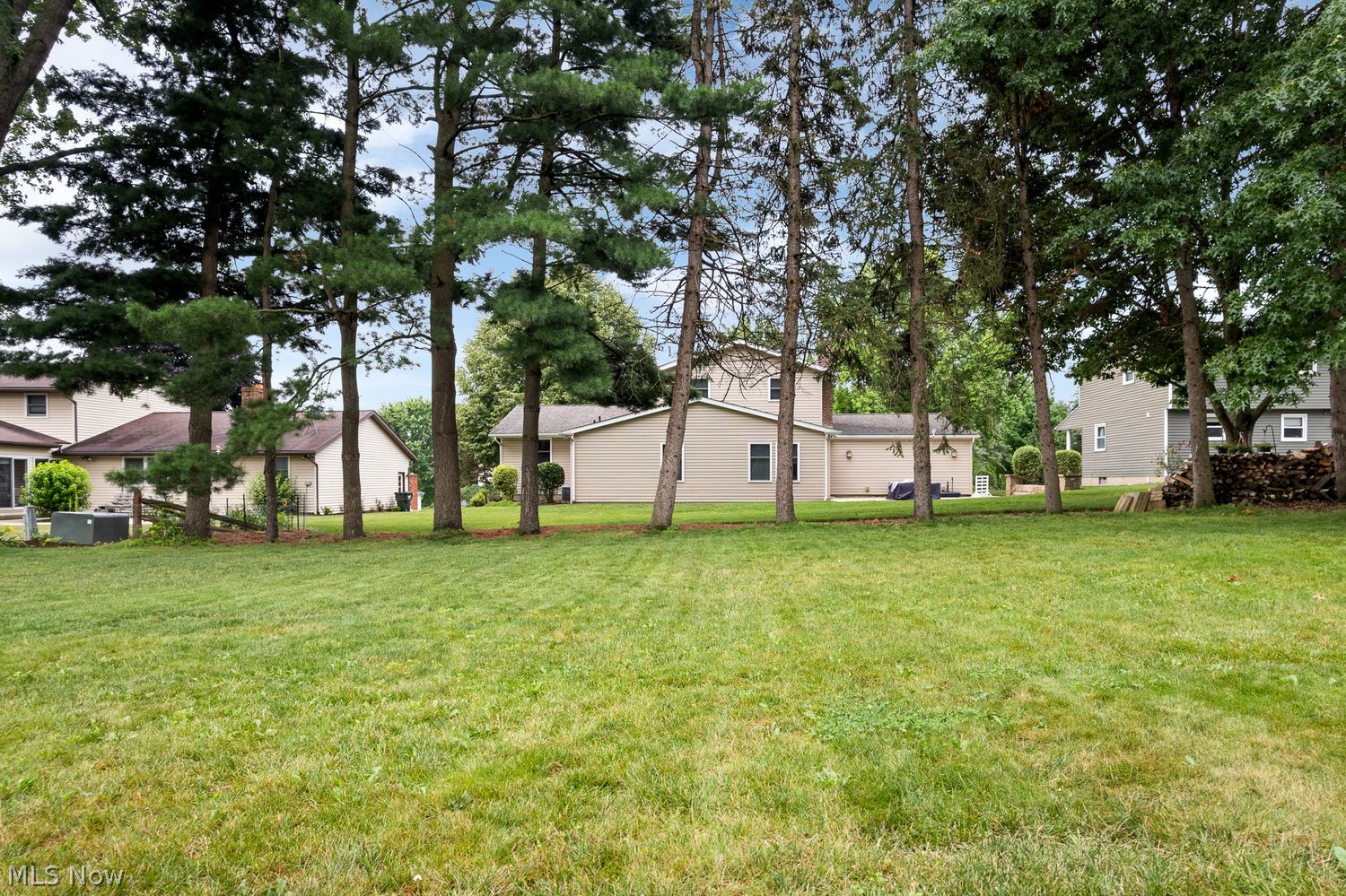 2230 Vixen Street NW North Canton OH 44720