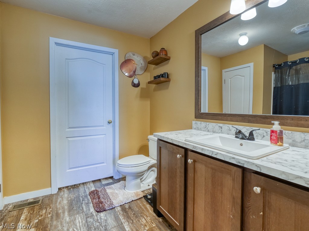 6610 Lear Nagle Road North Ridgeville OH 44039