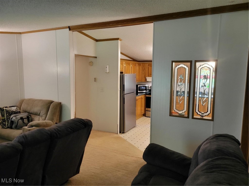 15615 Valleyview Drive Burton OH 44021