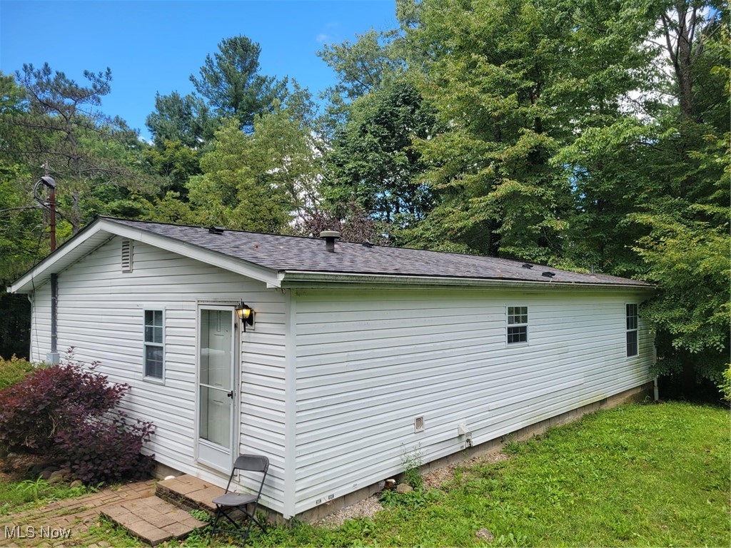 15615 Valleyview Drive Burton OH 44021