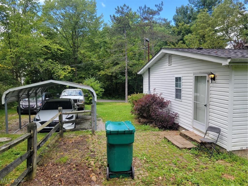 15615 Valleyview Drive Burton OH 44021