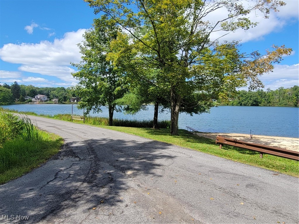 15615 Valleyview Drive Burton OH 44021