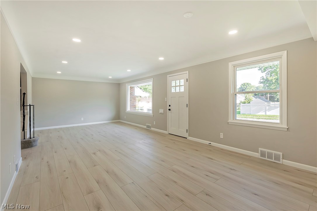 22750 Fairlawn Drive Euclid OH 44117