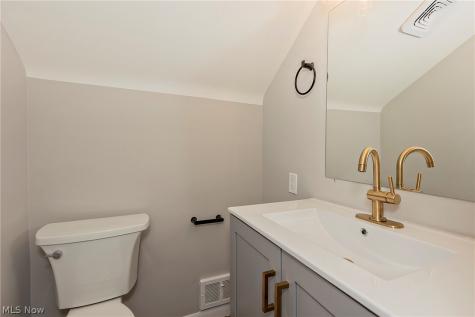 22750 Fairlawn Drive Euclid OH 44117