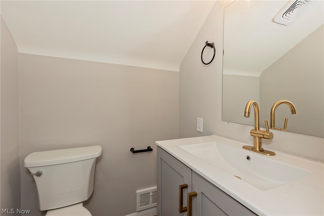 22750 Fairlawn Drive Euclid OH 44117