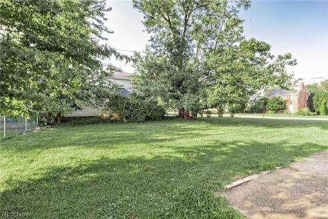 22750 Fairlawn Drive Euclid OH 44117